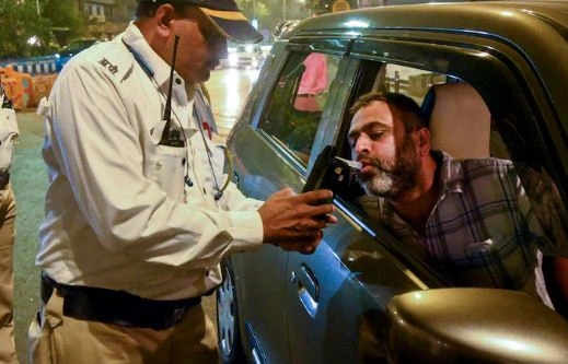 Mumbai traffic fines, New Year's Eve, traffic violations, road safety, drunk driving fines