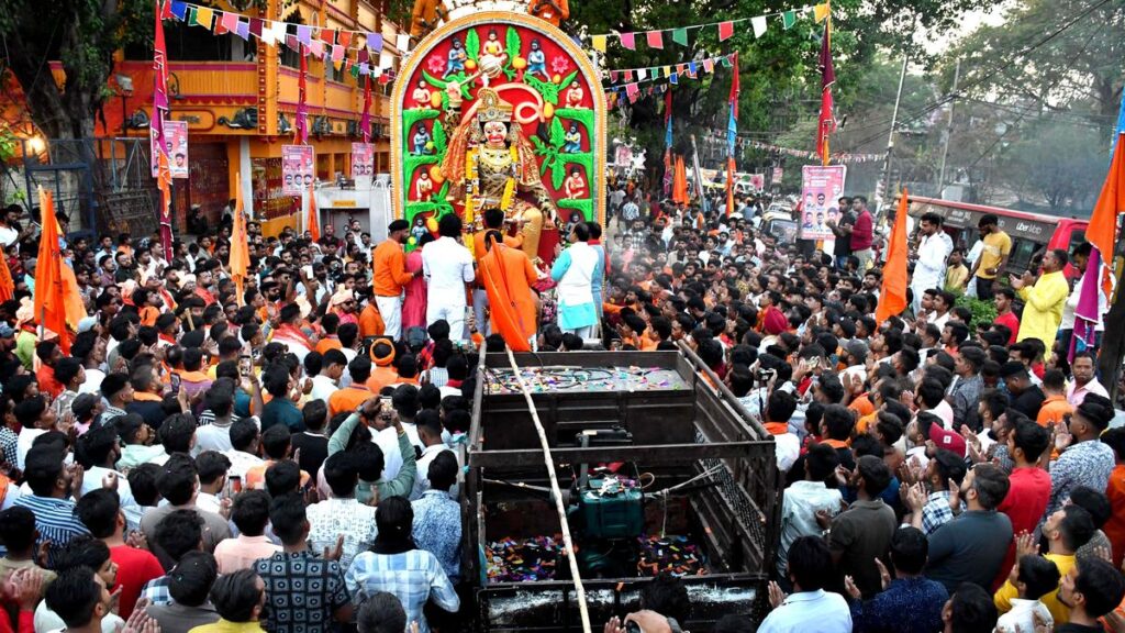 MP: 9 held after stone-pelting during Hanuman Jayanti procession in GunaMP: 9 held after stone-pelting during Hanuman Jayanti procession in Guna