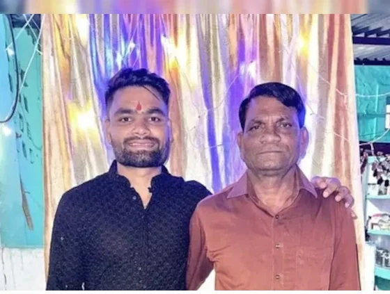 Rinku singh with his father