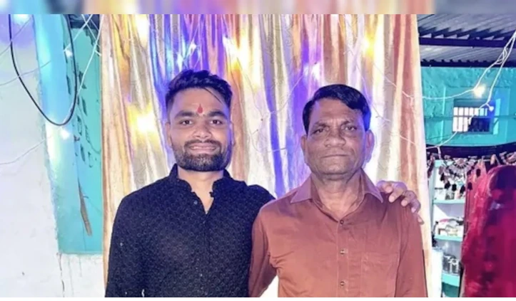 Rinku singh with his father