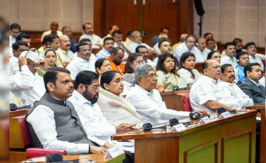 Maharashtra faces freedom of bill