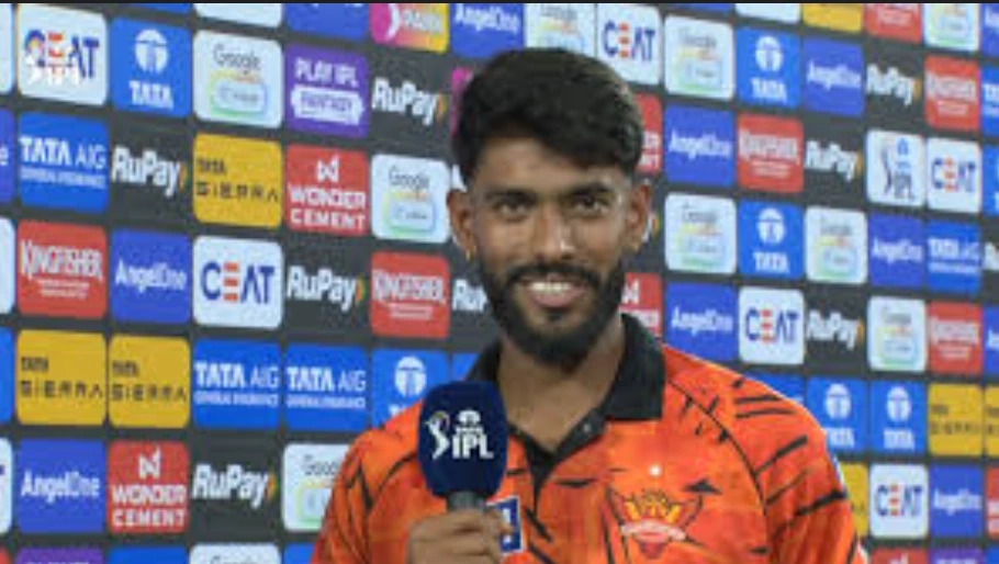 Praful Hinge bowling for Sunrisers Hyderabad in IPL